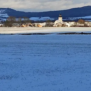 Schöne Helle In Waldnähe Berching